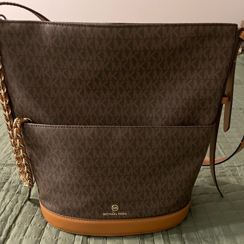 Michael Kors purse
